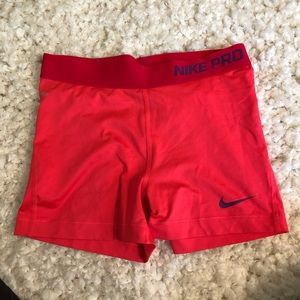 Women’s Nike pro shorts